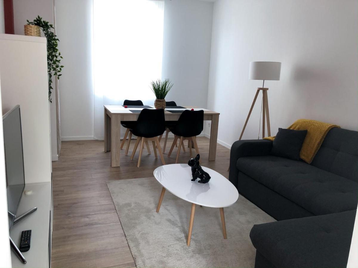 Grand Appartement Fonctionnel Proche Centre-Ville 索米尔 外观 照片